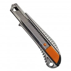 fiskars kés 18mm professzionális 1395