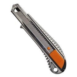 fiskars kés professz 18mm 1395 (1004617)
