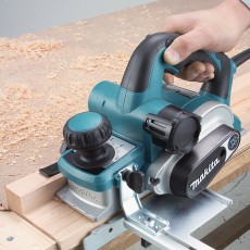 makita gyalugép 1050w kp0810c