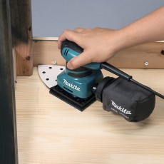 makita rezgőcsiszoló 200w bo4565