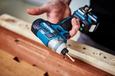 makita akkus ütve csavarbehajtó td111dz test
