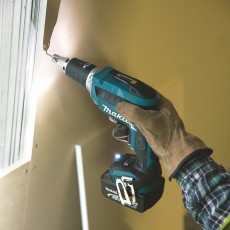 makita akkus csavarbehajtó dfs452raj
