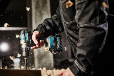 makita akkus fúró-csavarbehajtó 40v max df001gz  akku és töltő nélkül