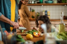 fiskars szakácskés 20cm functional form 1057534