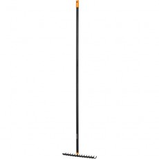 fiskars gereblye nyelezett solid 135715