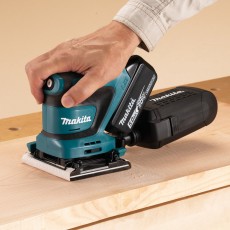 makita akkus rezgőcsiszoló test dbo480z akku nélkül