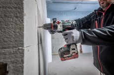 metabo akkus ütvefúró- csavarbehajtó sb18ltx bl i (602360660)