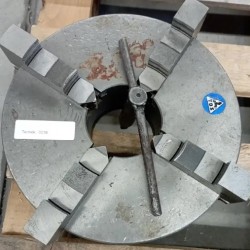 esztergatokmány 250mm 4 pofás használt