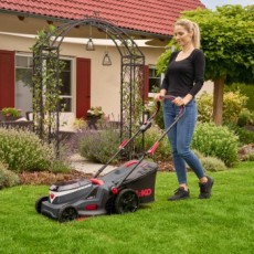 al-ko akkus fűnyíró 2db 2,5ah akkuval és töltővel 38.6 li comfort set (114171)